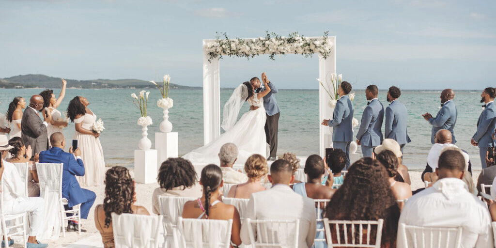 AisleToIsle_Vol3_5_RealWedding_Imani&D'Andre_SWH_7_Couple_030 copy