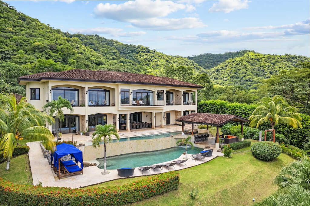 Costa Rica Destination Wedding